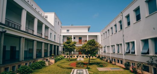 Top 10 Universities in India