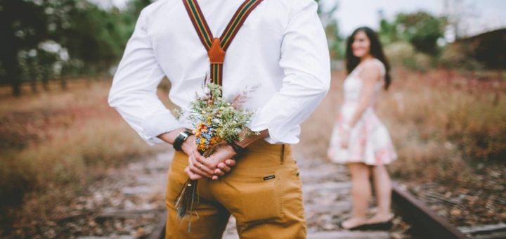 Top 10 Best Ways to Attract Women